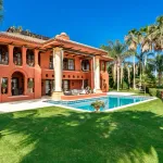 Villa Serenata - Elegant Mediterranean Villa with Timeless Charm in Sierra Blanca, Marbella’s Golden Mile 3