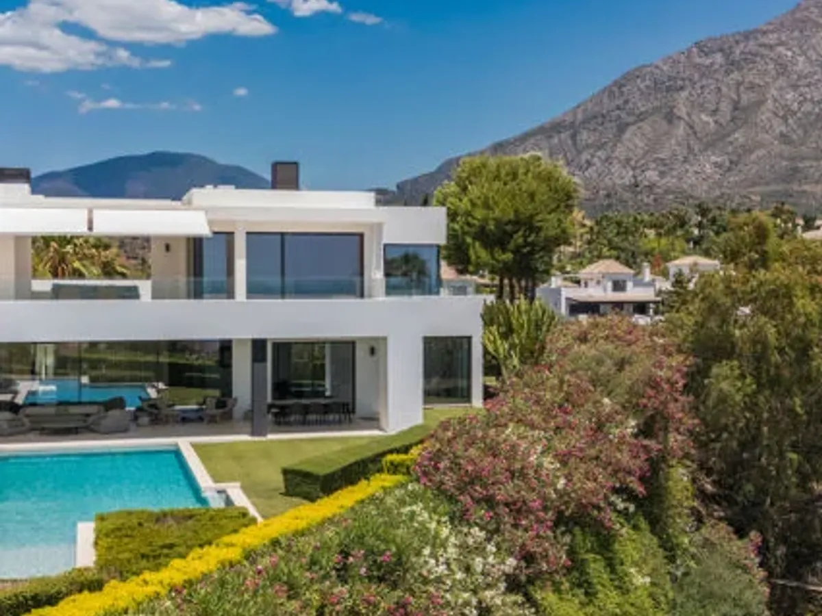 Villa Serenata - Elegant Mediterranean Villa with Timeless Charm in Sierra Blanca, Marbella’s Golden Mile