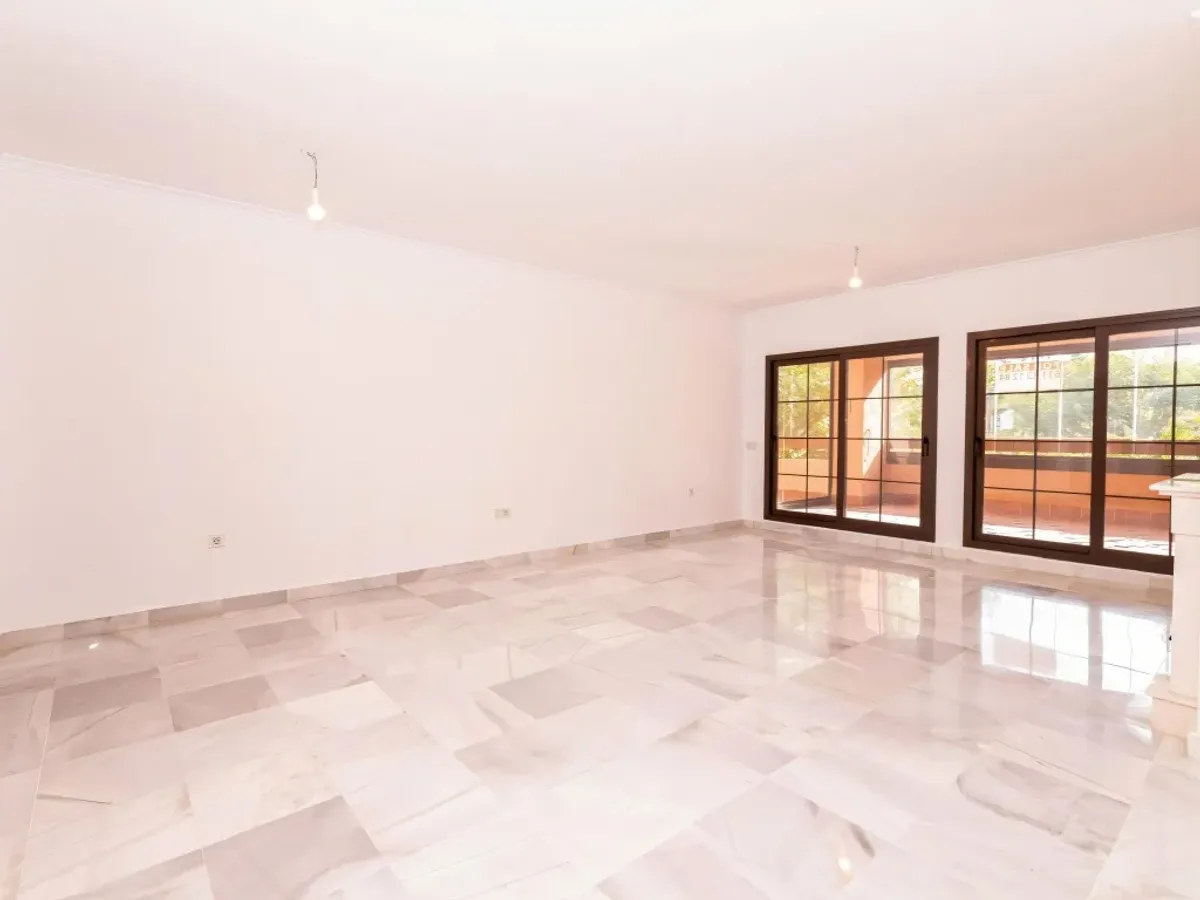 4 bedroom beachside apartment at Hacienda del Sol on the New Golden Mile, Estepona