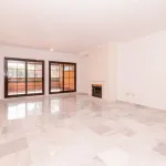 4 bedroom beachside apartment at Hacienda del Sol on the New Golden Mile, Estepona 4