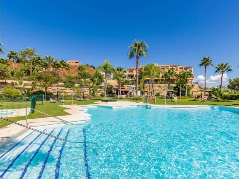 2 bedroom apartment for sale in Señorio del Hacienda de Cifuentes, Benahavís on the Costa del Sol