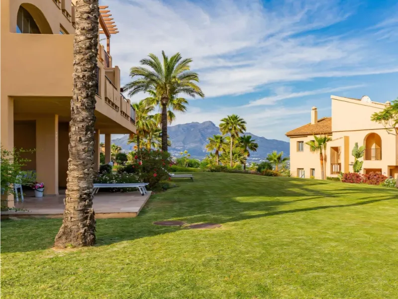 2 bedroom apartment for sale in Señorio del Hacienda de Cifuentes, Benahavís on the Costa del Sol