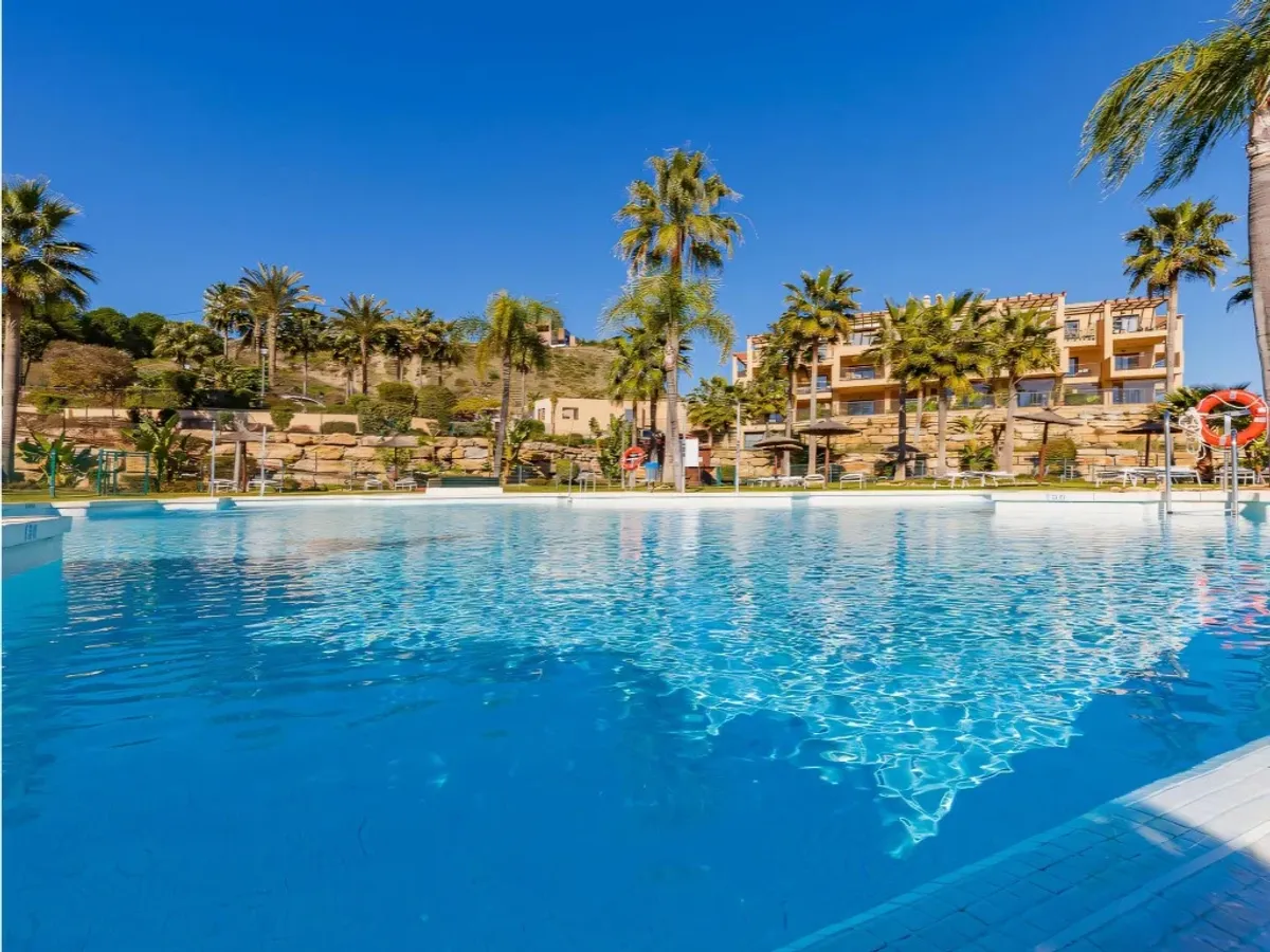 2 bedroom apartment for sale in Señorio del Hacienda de Cifuentes, Benahavís on the Costa del Sol