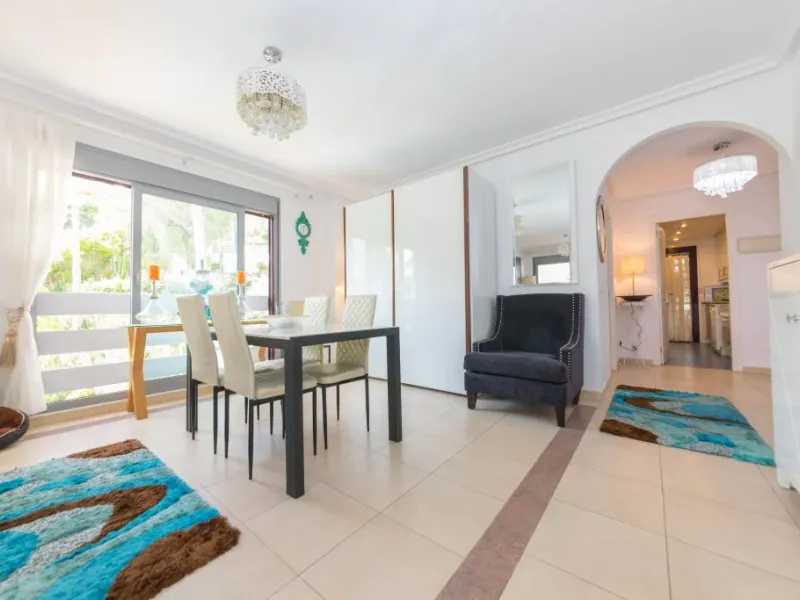 Lovely apartment for long term rental in the heart of Nueva Andalucia