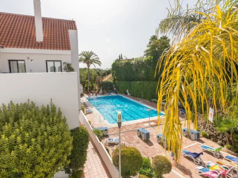Lovely apartment for long term rental in the heart of Nueva Andalucia