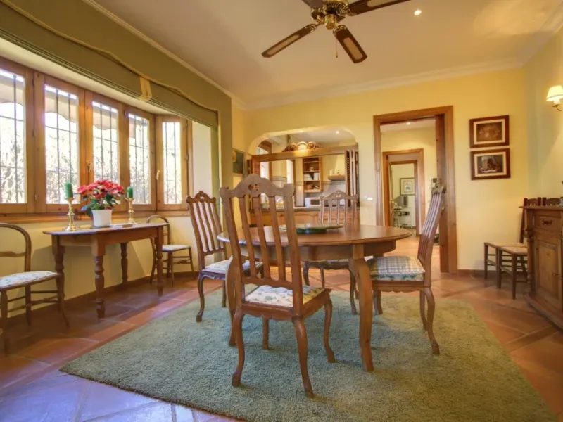 Cascadas de Camojan - Discreet Cortijo style home in one of Marbella's most prestigious locations.