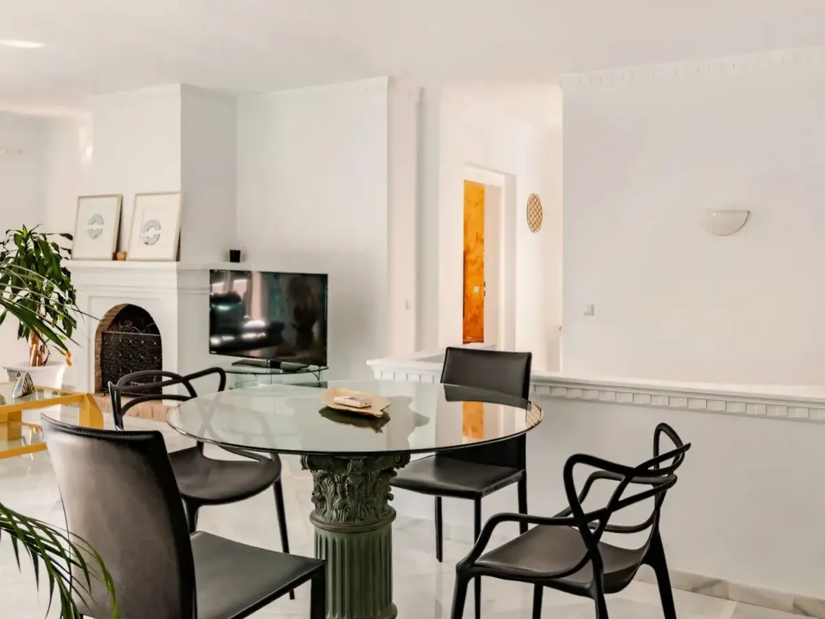 4 bedroom villa for sale in Nagüeles, Marbella on the Costa del Sol