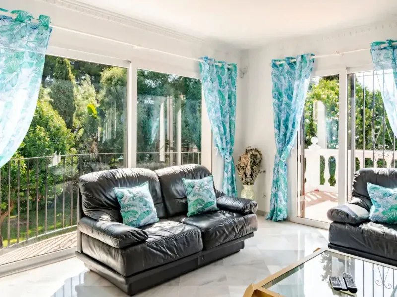 4 bedroom villa for sale in Nagüeles, Marbella on the Costa del Sol