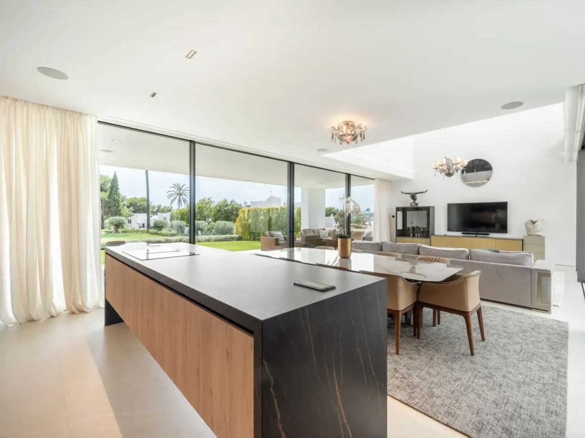 4 bedroom semi detached villa with private rooftop pool, Marbella Golf Valley, Nueva Andalucia