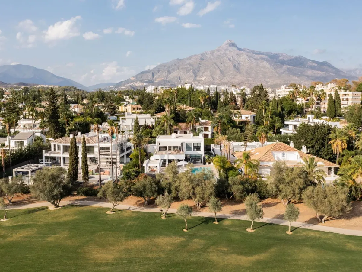 Detached Villa in Las Brisas