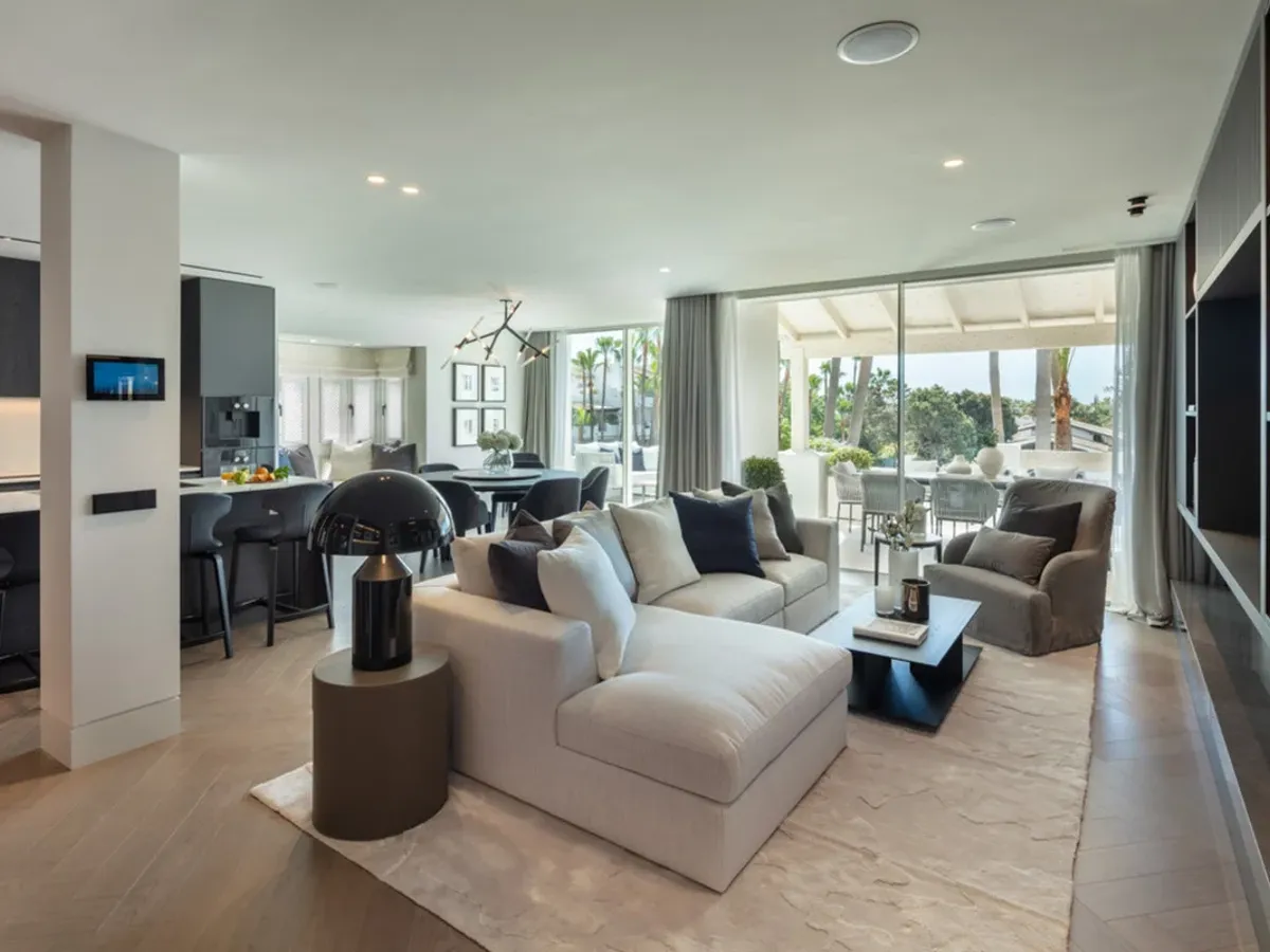 Penthouse in The Golden Mile