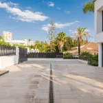 Detached Villa in Las Brisas 13