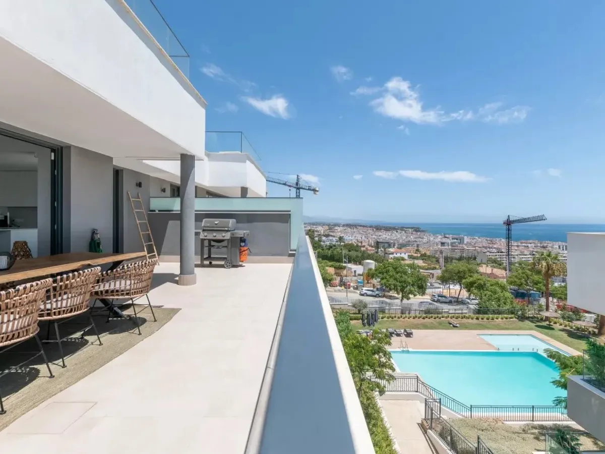 Middle Floor Apartment in Estepona