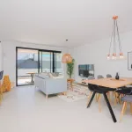 Middle Floor Apartment in Estepona 5