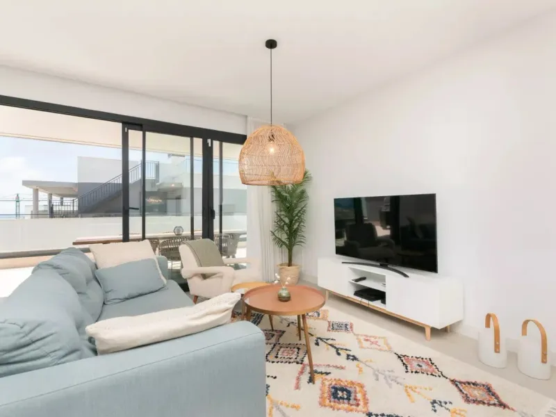 Middle Floor Apartment in Estepona