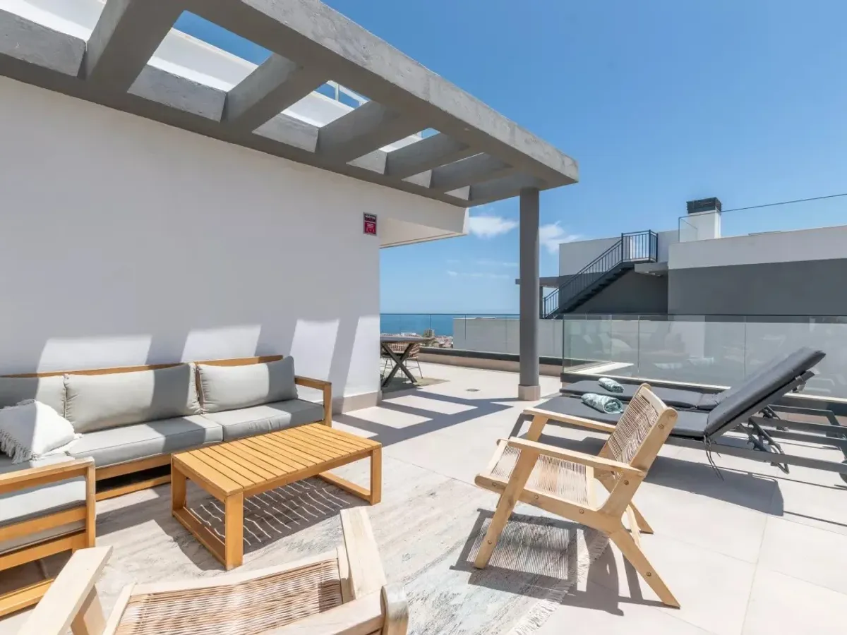 Middle Floor Apartment in Estepona