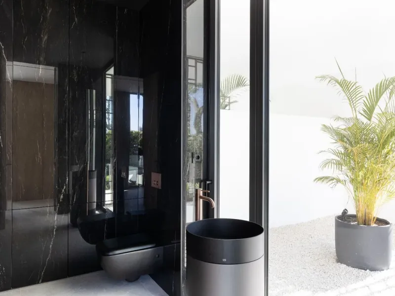 Semi-Detached House in The Golden Mile