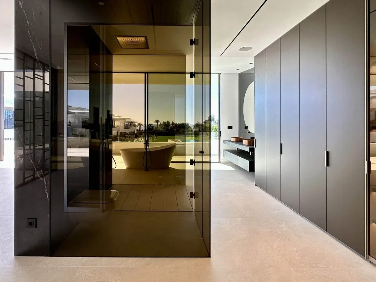 Semi-Detached House in The Golden Mile