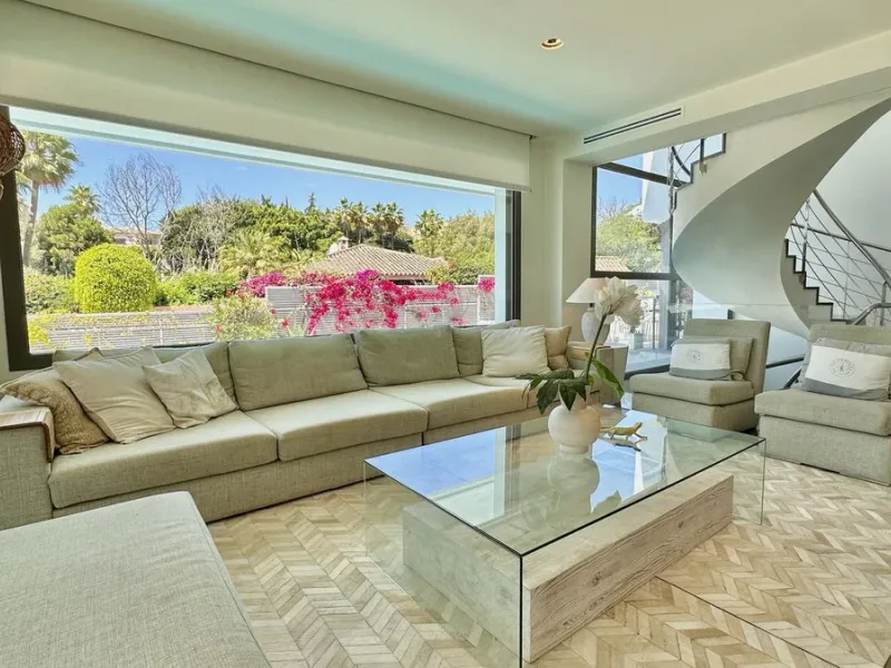 Detached Villa in Nagüeles