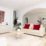 Detached Villa in El Paraiso 9