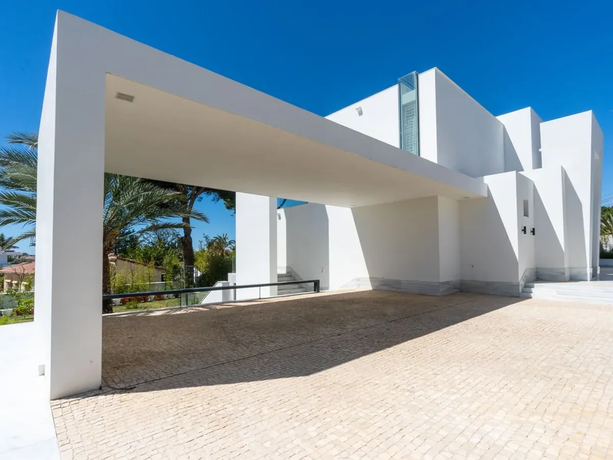 Detached Villa in Marbesa