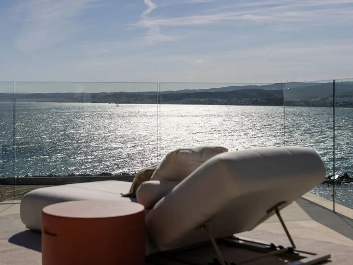 Middle Floor Apartment in Estepona