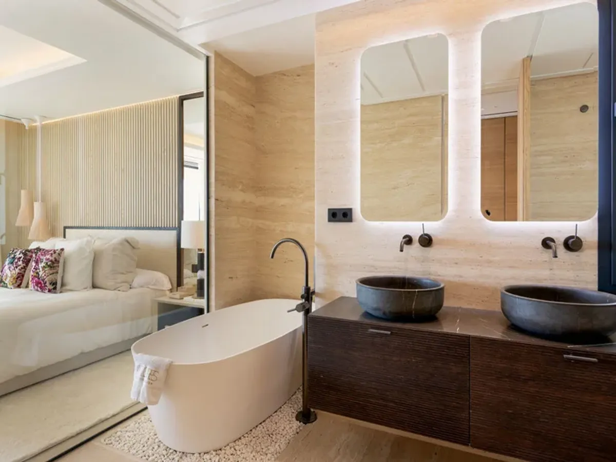 Middle Floor Apartment in Estepona