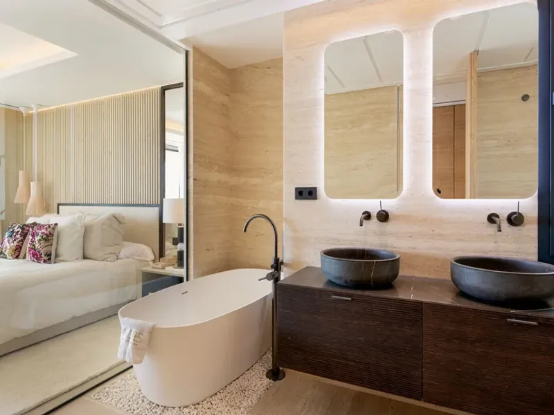 Middle Floor Apartment in Estepona