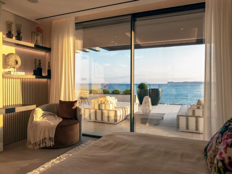 Middle Floor Apartment in Estepona