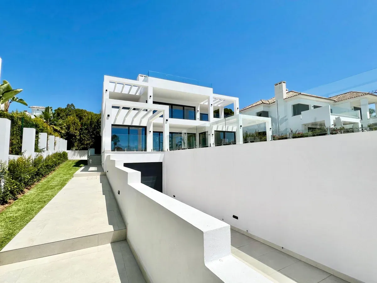 Detached Villa in Marbella