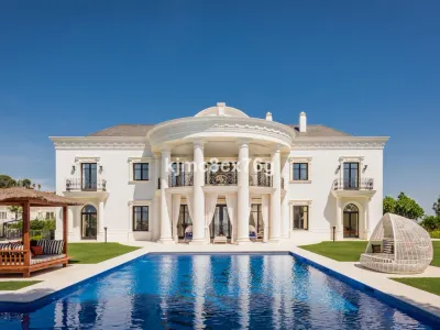 Detached Villa in Hacienda Las Chapas