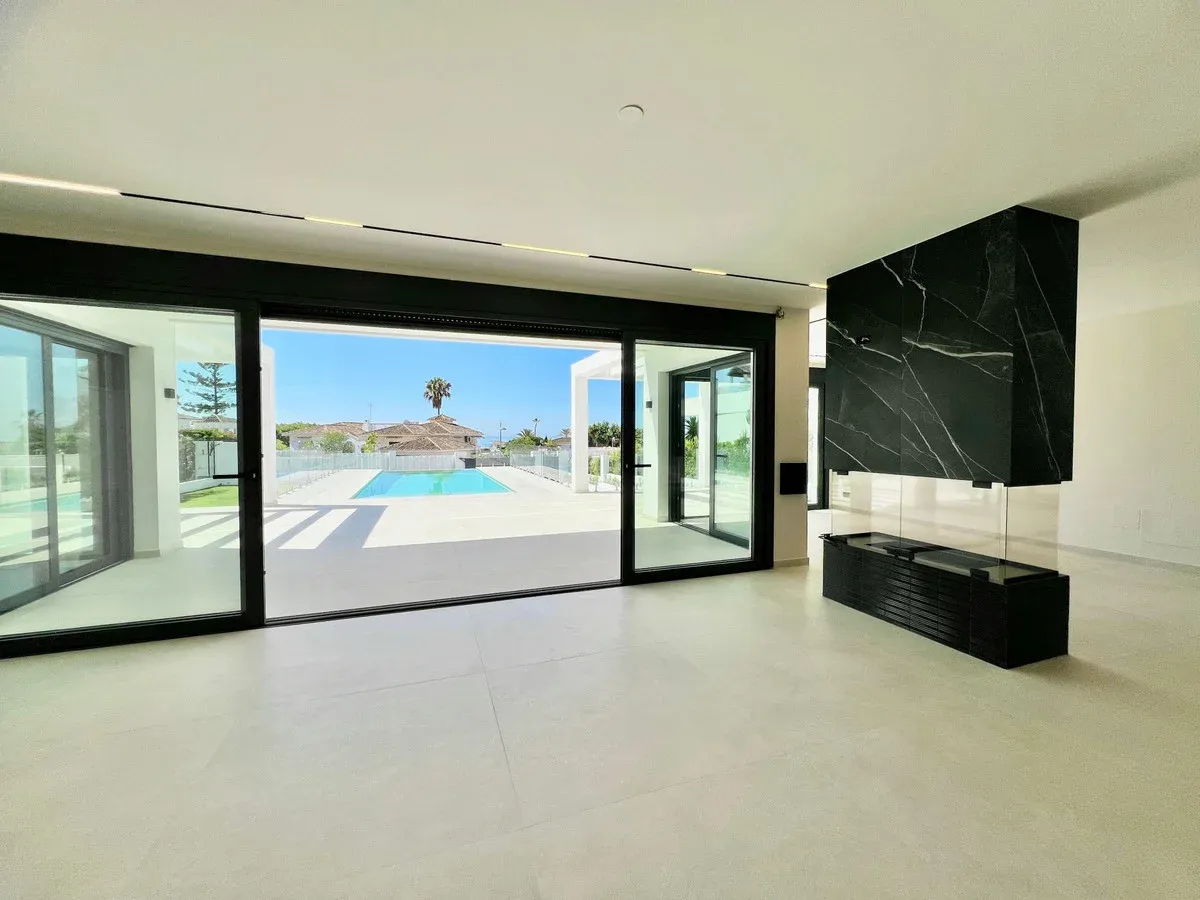 Detached Villa in Marbella