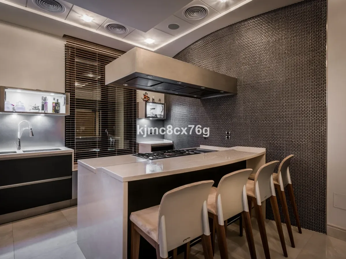 Detached Villa in Hacienda Las Chapas