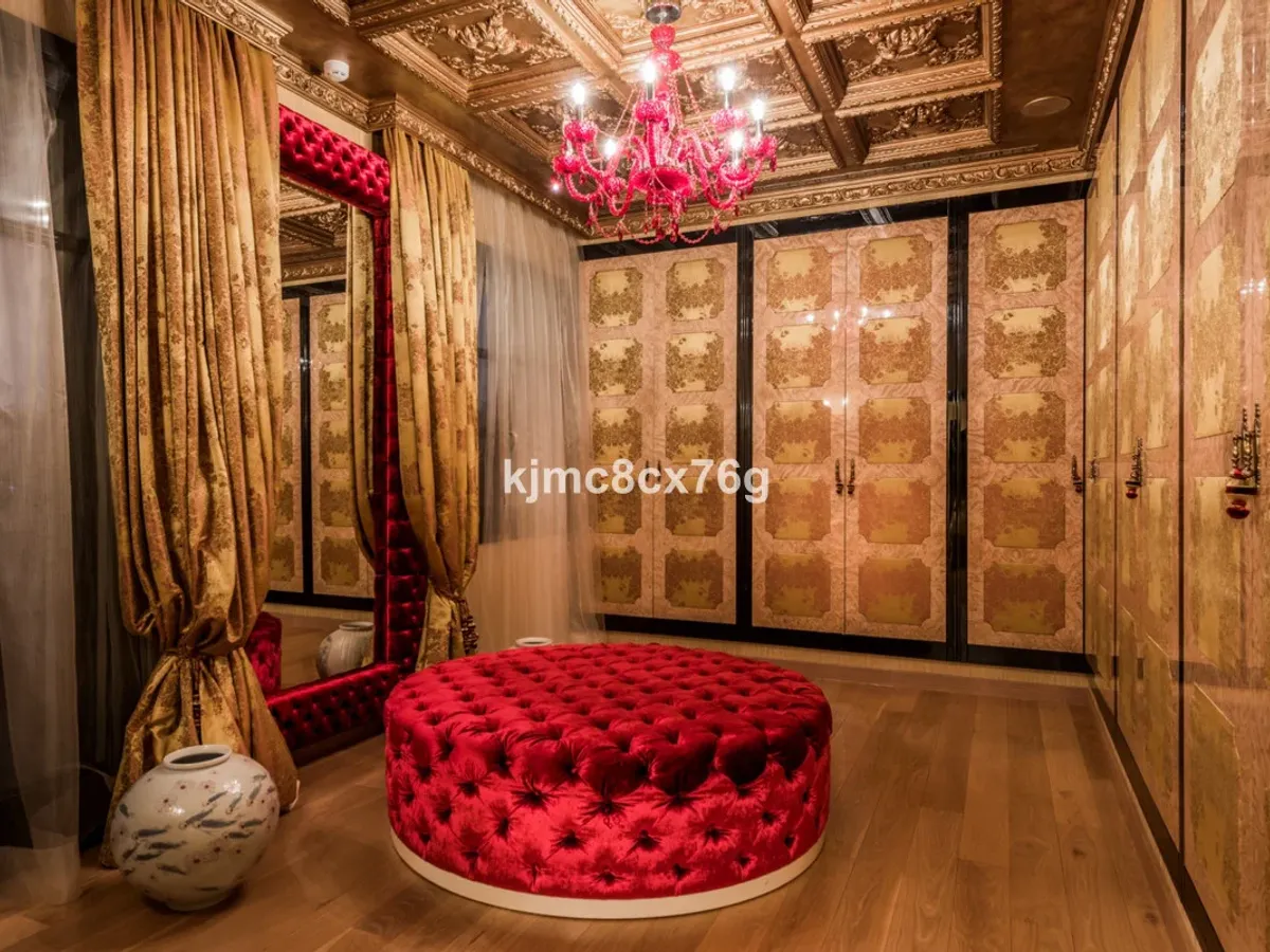 Detached Villa in Hacienda Las Chapas