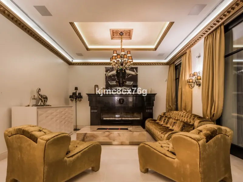 Detached Villa in Hacienda Las Chapas