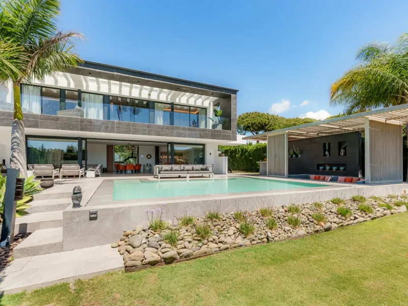 Detached Villa in Nueva Andalucía