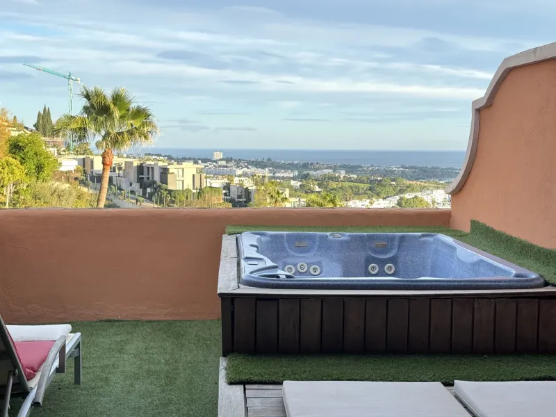 Spectacular Duplex Penthouse in Monte Halcones, La Quinta with panoramic sea views