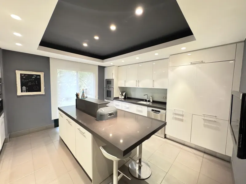 Spectacular Duplex Penthouse in Monte Halcones, La Quinta with panoramic sea views