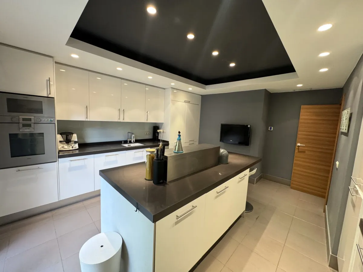 Spectacular Duplex Penthouse in Monte Halcones, La Quinta with panoramic sea views