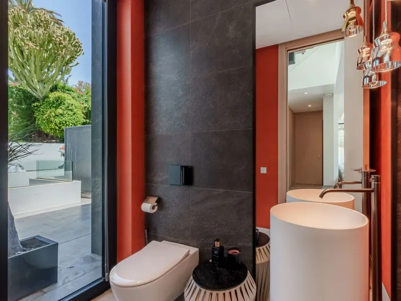 Detached Villa in Nueva Andalucía