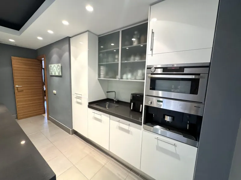 Spectacular Duplex Penthouse in Monte Halcones, La Quinta with panoramic sea views