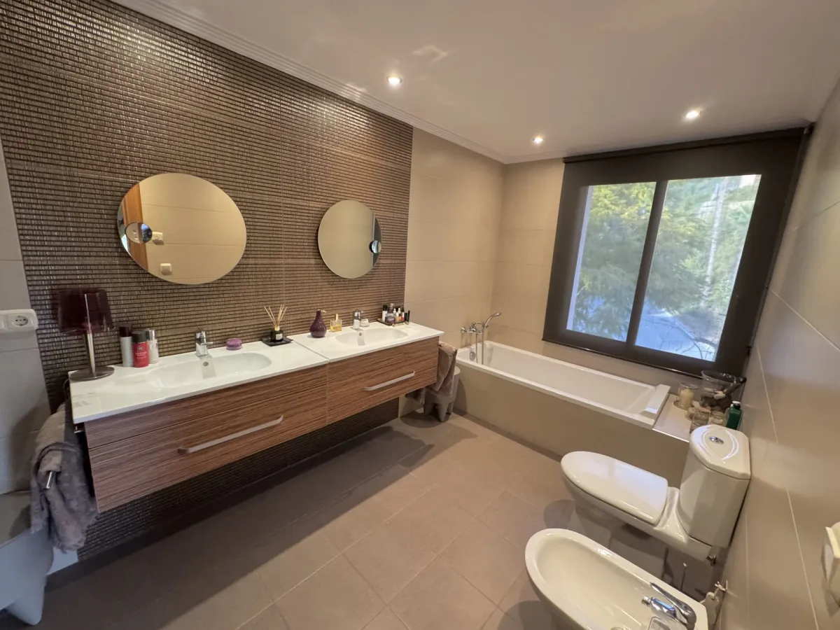 Spectacular Duplex Penthouse in Monte Halcones, La Quinta with panoramic sea views