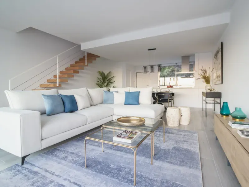 New build modern apartment for sale in Estepona East