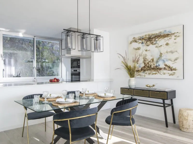 New build modern apartment for sale in Estepona East