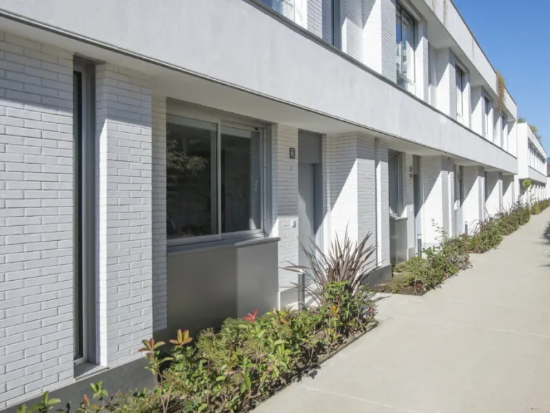 New build modern apartment for sale in Estepona East