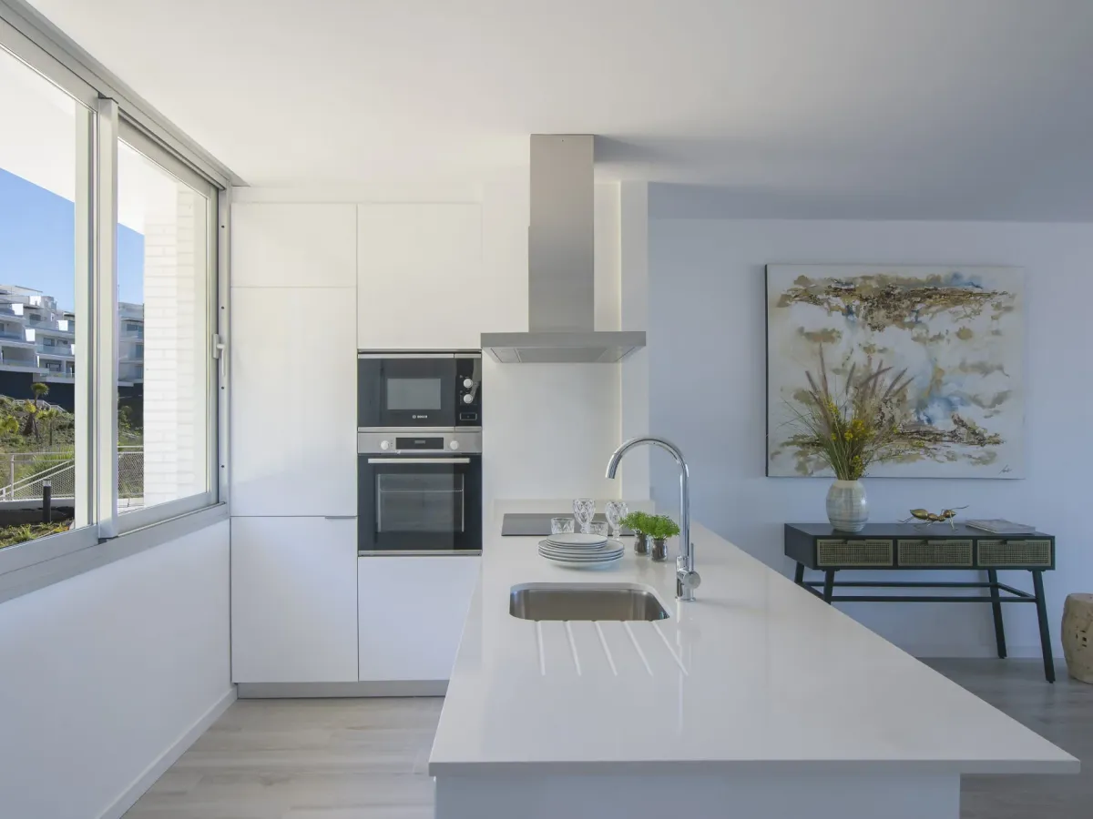 New build modern apartment for sale in Estepona East