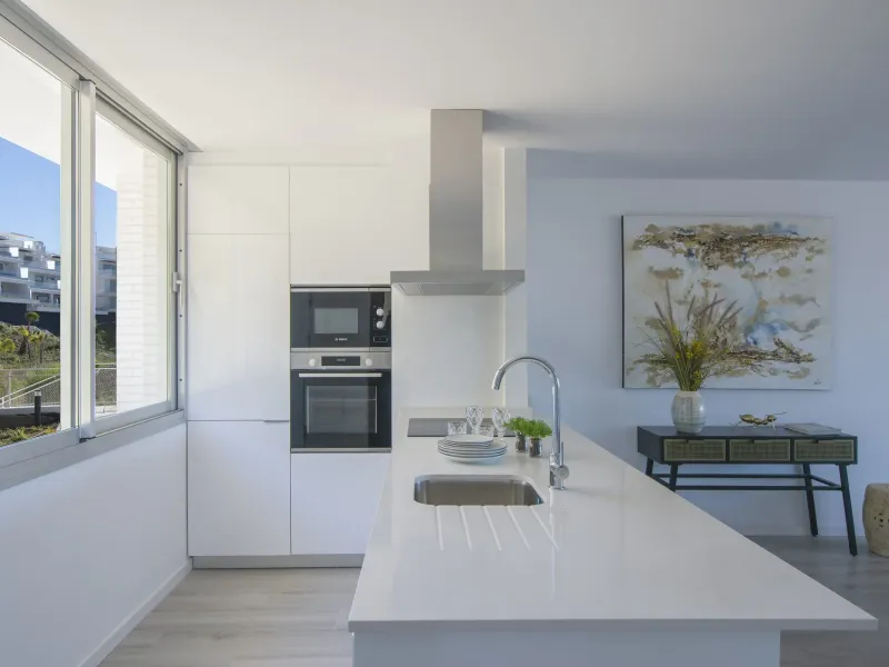 New build modern apartment for sale in Estepona East