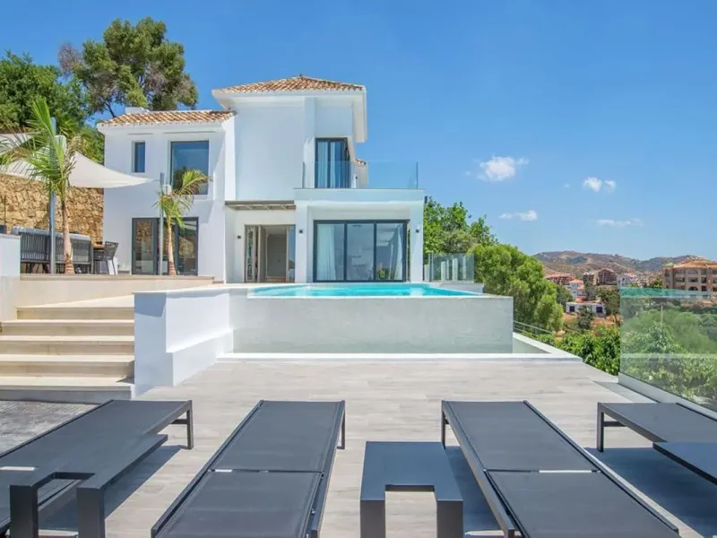 Detached Villa in Elviria