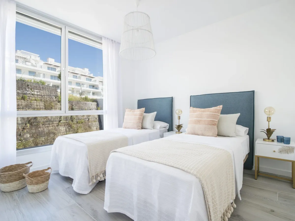 New build modern apartment for sale in Estepona East