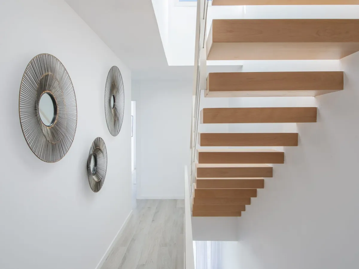 New build modern apartment for sale in Estepona East